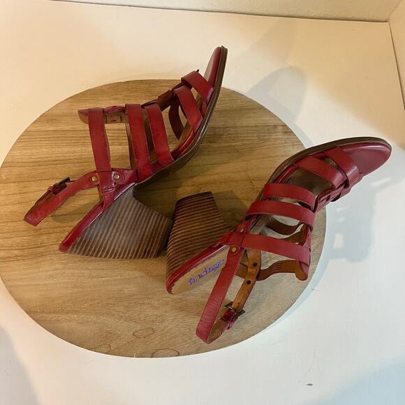 Indigo By Clarks Red Genuine Leather Weaved Woven Open Toe Sandals Size 11 - Picture 3 of 14